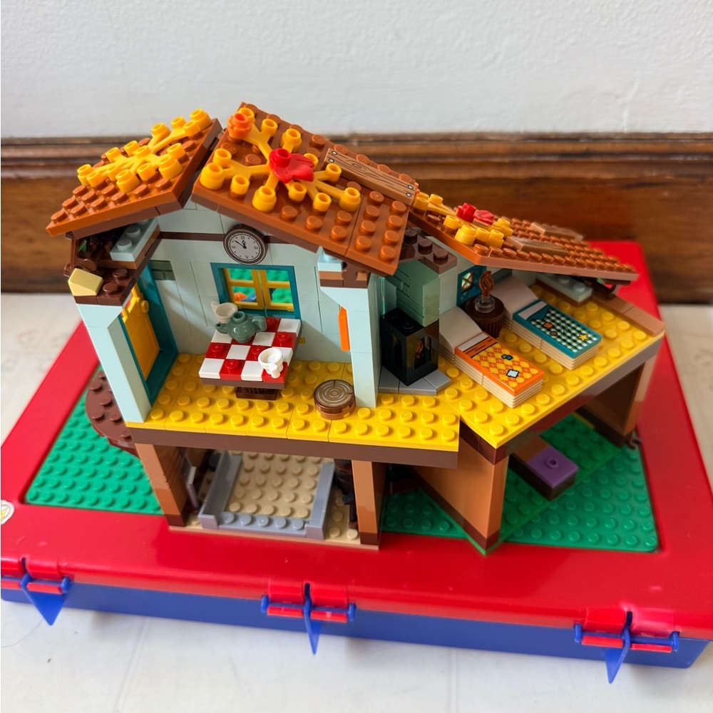 LEGO Friends Autumn’s Horse Stable 41745 Building Toy 90% complete - Picture 3 of 8
